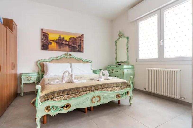 Holistay Suites Venezia Mestre Exterior foto