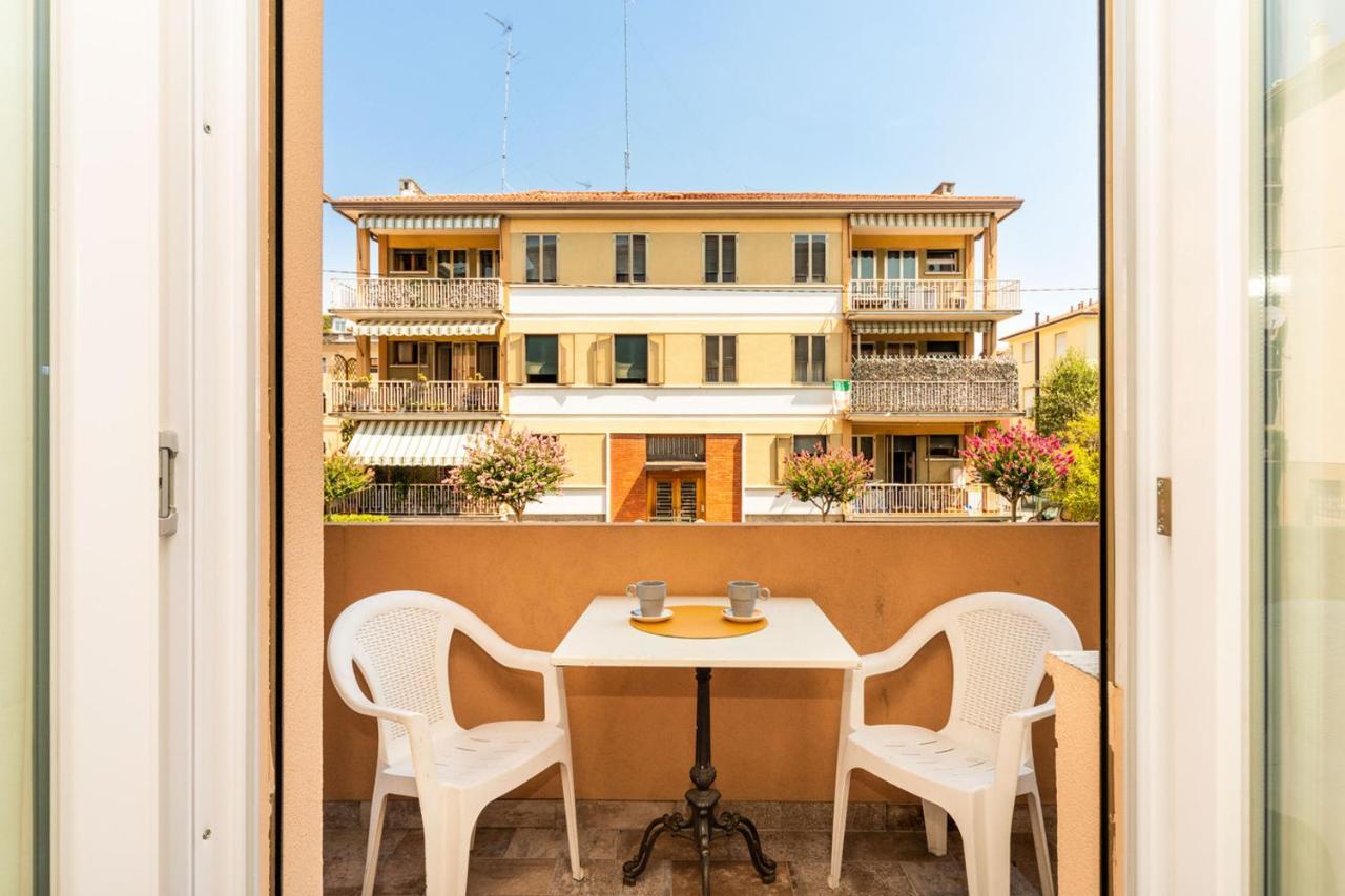Holistay Suites Venezia Mestre Exterior foto