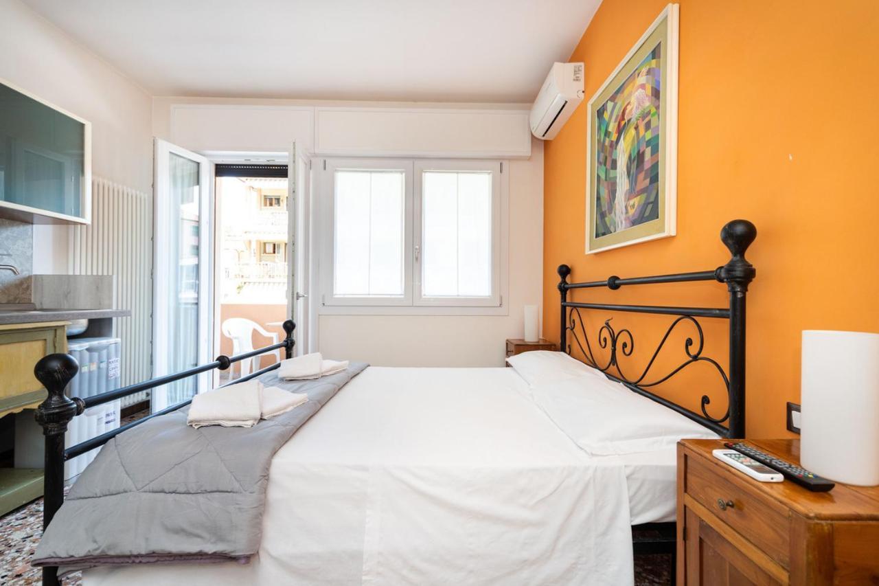 Holistay Suites Venezia Mestre Exterior foto