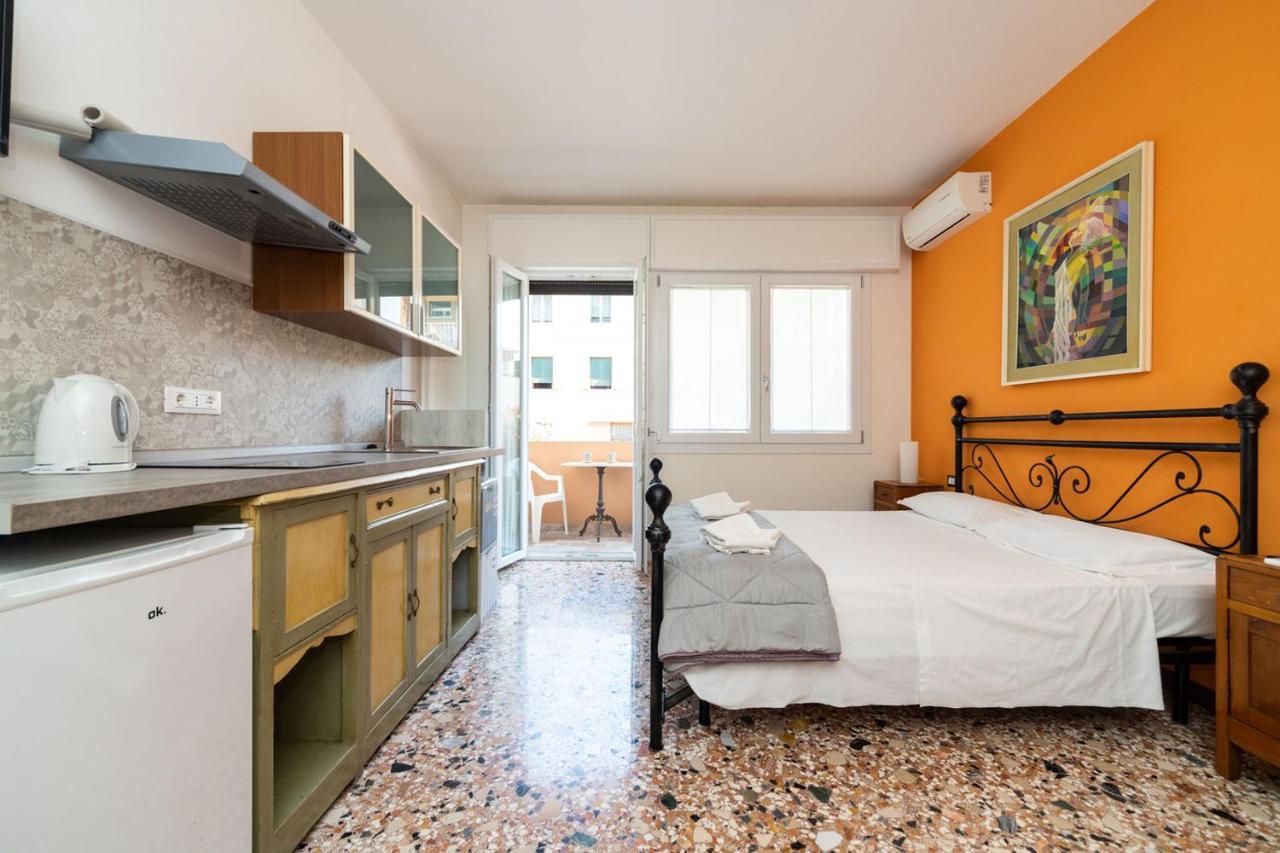 Holistay Suites Venezia Mestre Exterior foto