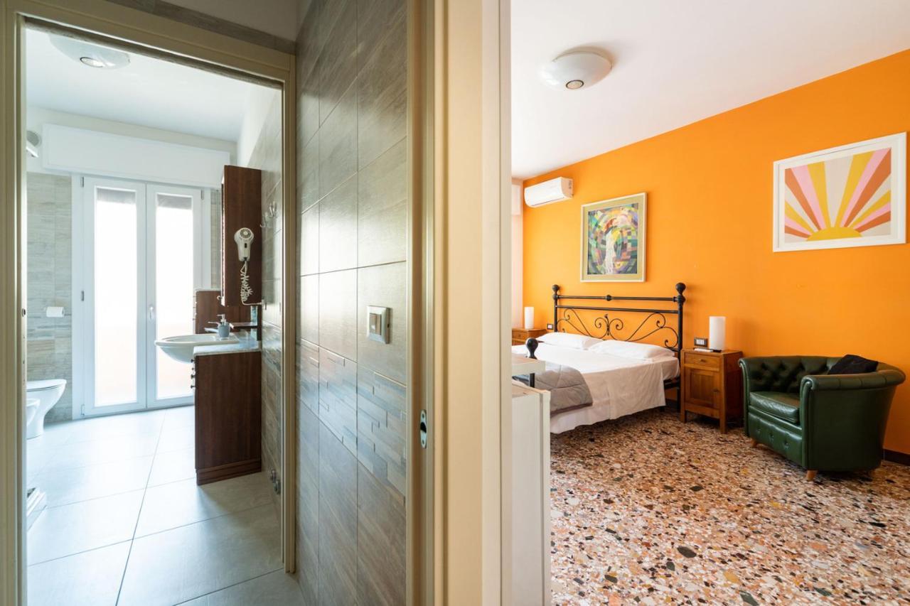 Holistay Suites Venezia Mestre Exterior foto
