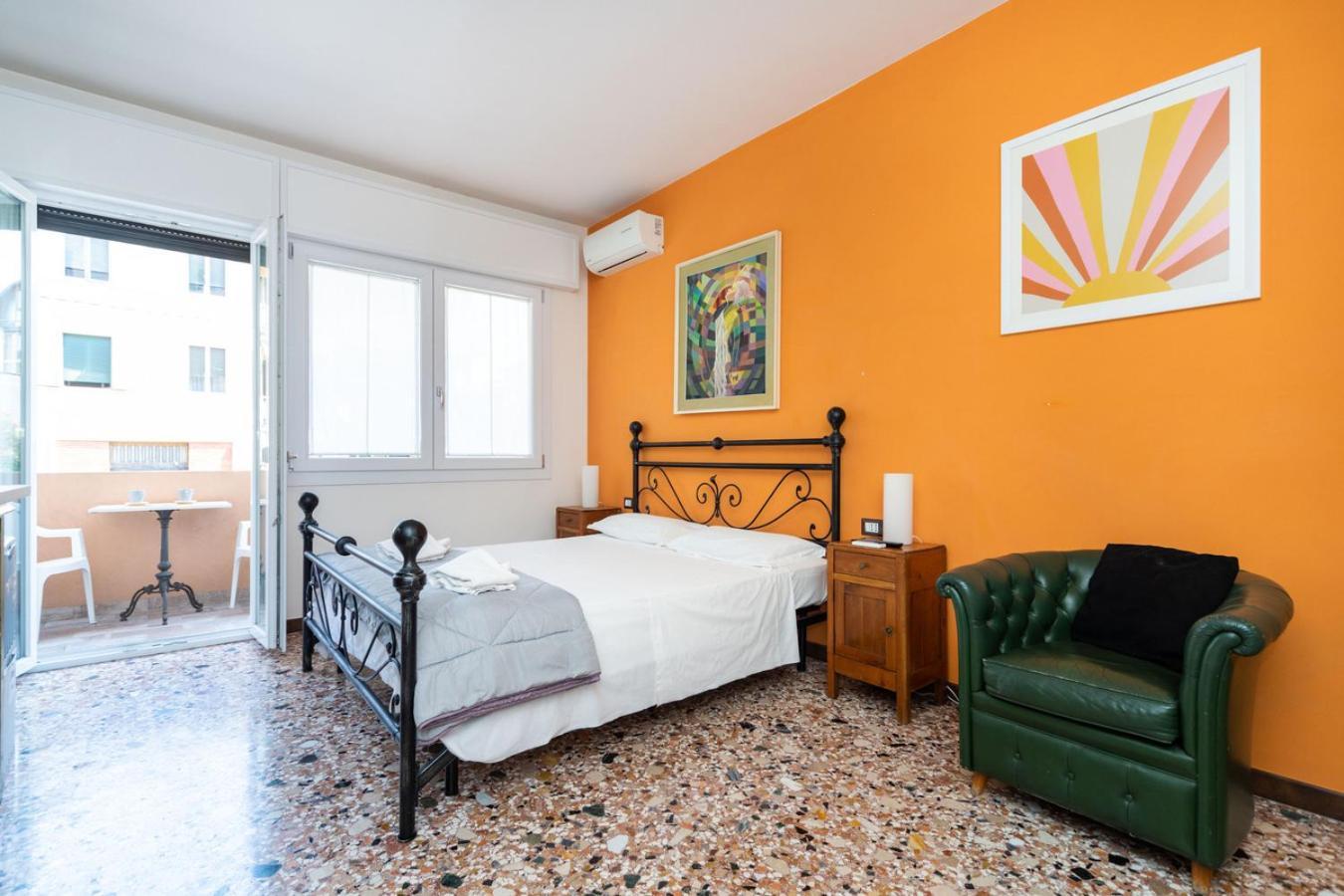 Holistay Suites Venezia Mestre Zimmer foto